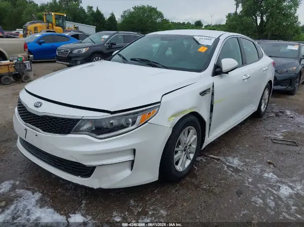 KNAGT4L34G5094171 2016 KIA OPTIMA - Image 2