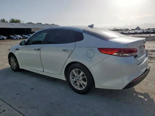 KNAGT4L34G5105704 2016 KIA OPTIMA - Image 2