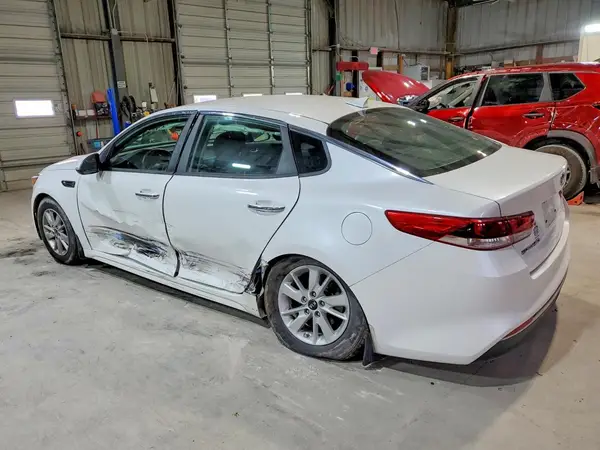 KNAGT4L34G5107162 2016 KIA OPTIMA - Image 2