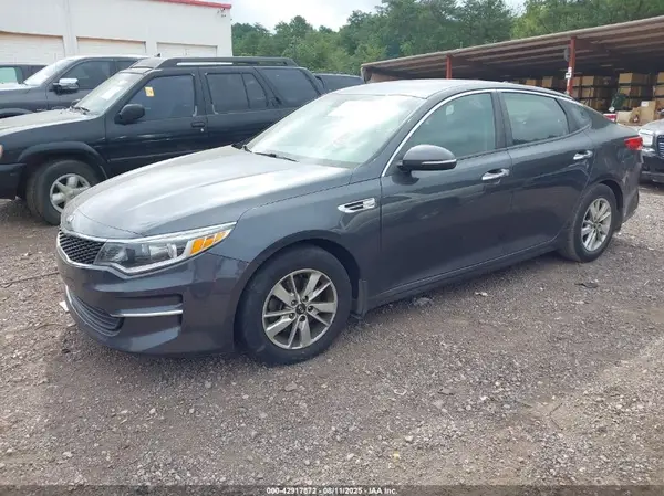 KNAGT4L34H5164687 2017 KIA OPTIMA - Image 2