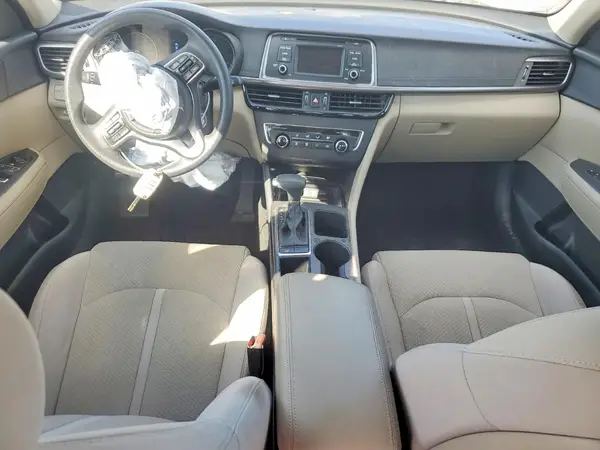 KNAGT4L34H5179299 2017 KIA OPTIMA - Image 8