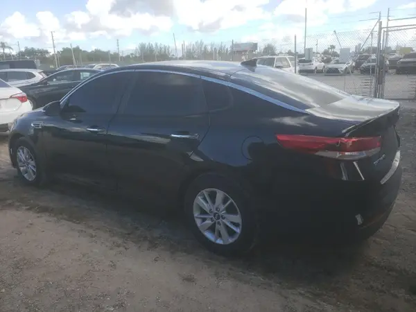 KNAGT4L34H5183255 2017 KIA OPTIMA - Image 2