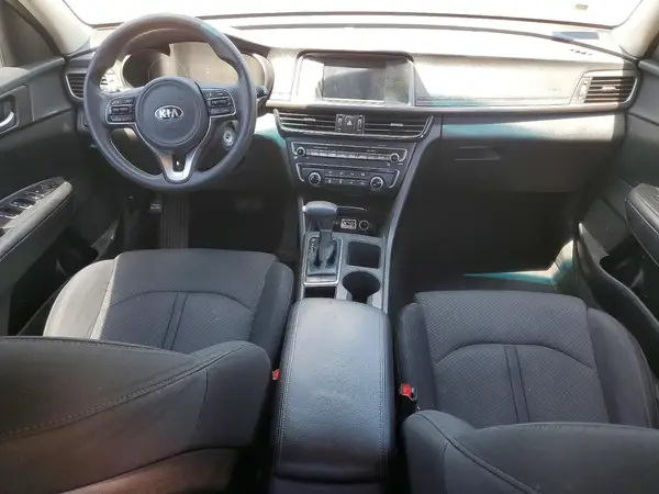KNAGT4L34J5215675 2018 KIA OPTIMA - Image 8