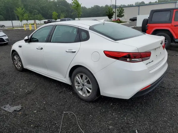 KNAGT4L34J5235988 2018 KIA OPTIMA - Image 2