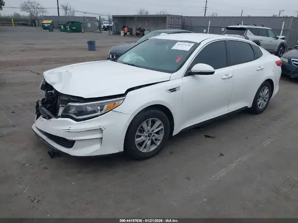 KNAGT4L35G5070896 2016 KIA OPTIMA - Image 2