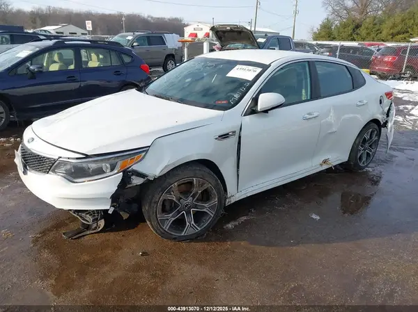 KNAGT4L35G5071210 2016 KIA OPTIMA - Image 2
