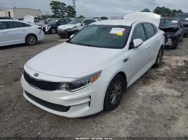 KNAGT4L35G5084510 2016 KIA OPTIMA - Image 2