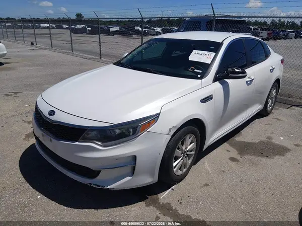 KNAGT4L35G5085396 2016 KIA OPTIMA - Image 2