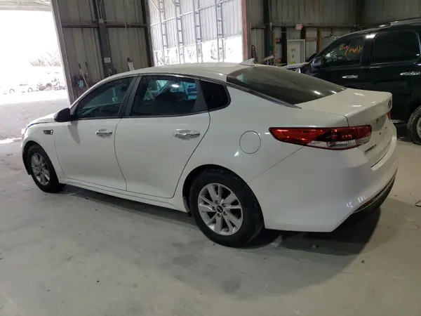 KNAGT4L35G5085821 2016 KIA OPTIMA - Image 2