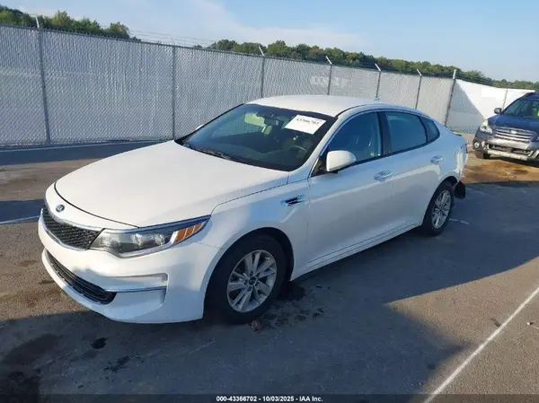 KNAGT4L35G5101421 2016 KIA OPTIMA - Image 2