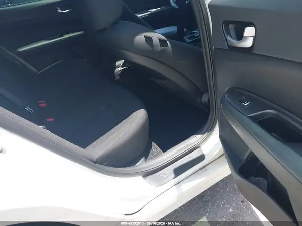 KNAGT4L35G5101502 2016 KIA OPTIMA - Image 8