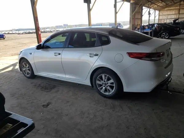 KNAGT4L35G5102522 2016 KIA OPTIMA - Image 2