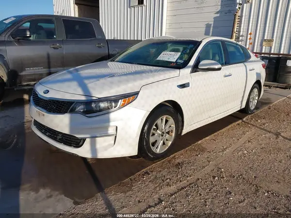 KNAGT4L35G5106019 2016 KIA OPTIMA - Image 2