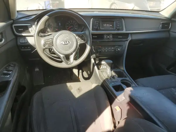 KNAGT4L35H5133013 2017 KIA OPTIMA - Image 8