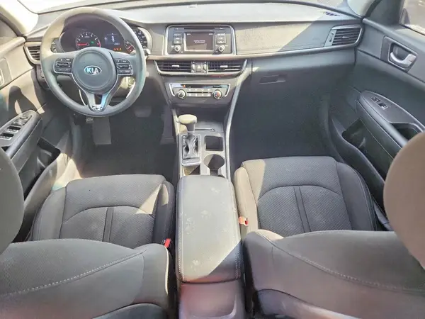 KNAGT4L35H5146196 2017 KIA OPTIMA - Image 8