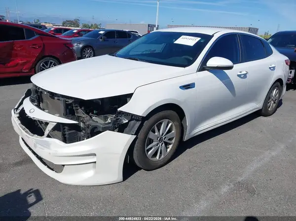 KNAGT4L35H5175214 2017 KIA OPTIMA - Image 2