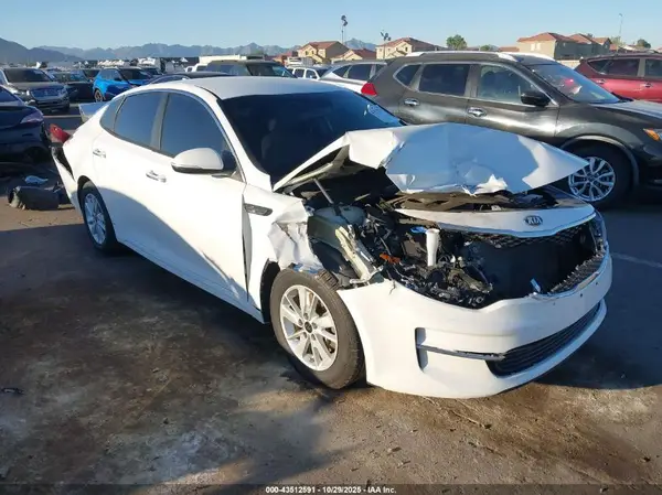 KNAGT4L35H5179327 2017 KIA OPTIMA - Image 1
