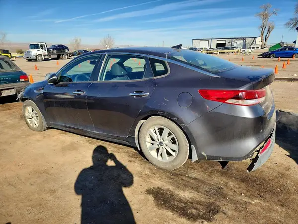 KNAGT4L35J5213465 2018 KIA OPTIMA - Image 2