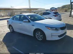 KNAGT4L35J5216625 2018 KIA OPTIMA
