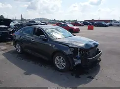 KNAGT4L35J5217032 2018 KIA OPTIMA