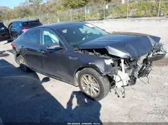 KNAGT4L35J5220142 2018 KIA OPTIMA