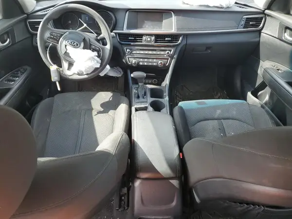 KNAGT4L35J5220738 2018 KIA OPTIMA - Image 8