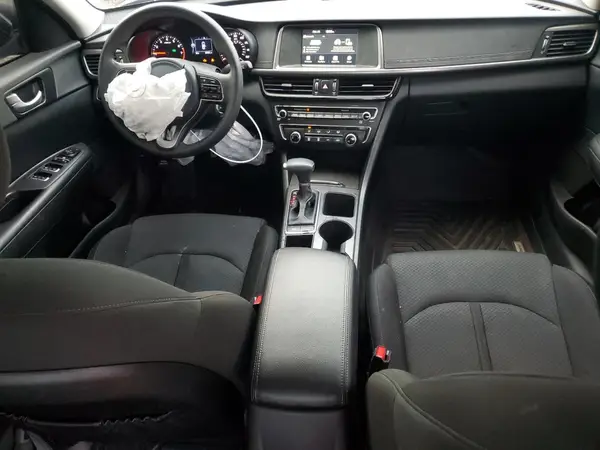KNAGT4L35J5233490 2018 KIA OPTIMA - Image 8