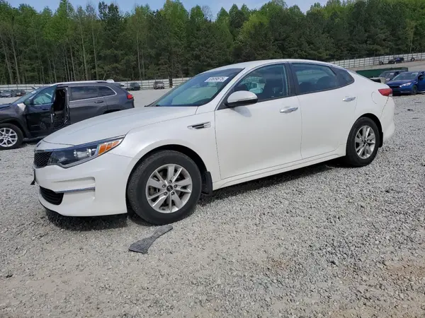 KNAGT4L35J5235613 2018 KIA OPTIMA - Image 1