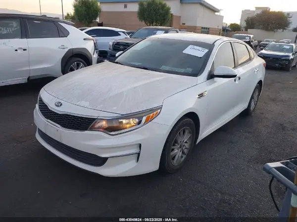 KNAGT4L36G5074021 2016 KIA OPTIMA - Image 2
