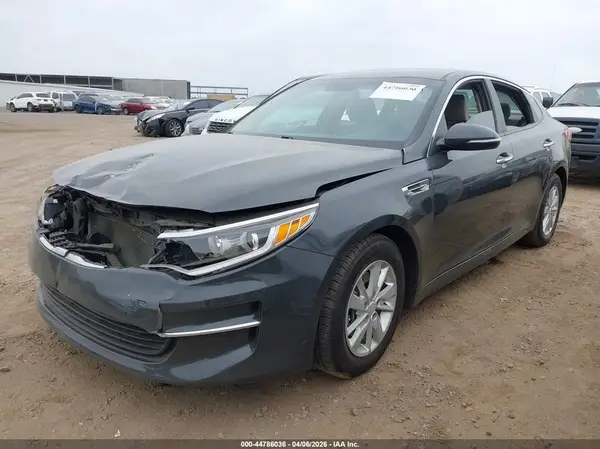 KNAGT4L36G5084371 2016 KIA OPTIMA - Image 2