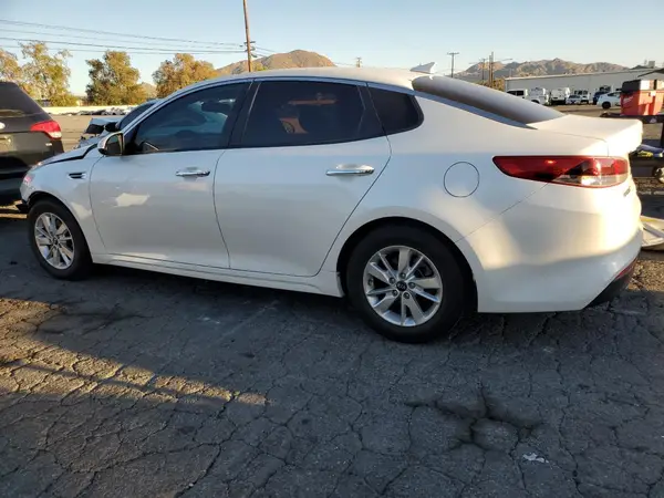 KNAGT4L36G5088520 2016 KIA OPTIMA - Image 2