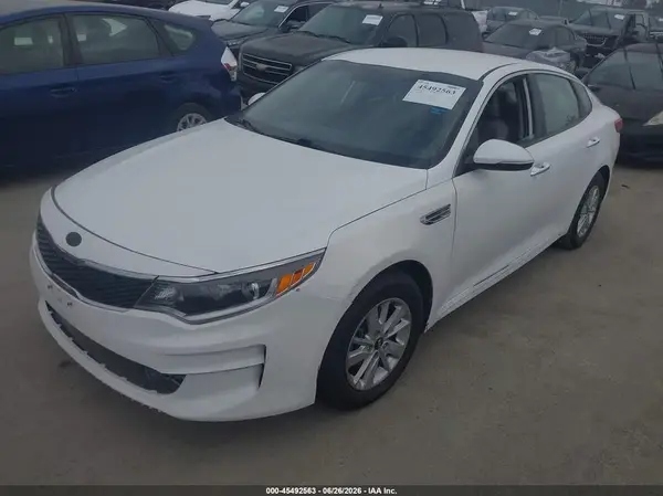 KNAGT4L36G5101461 2016 KIA OPTIMA - Image 2