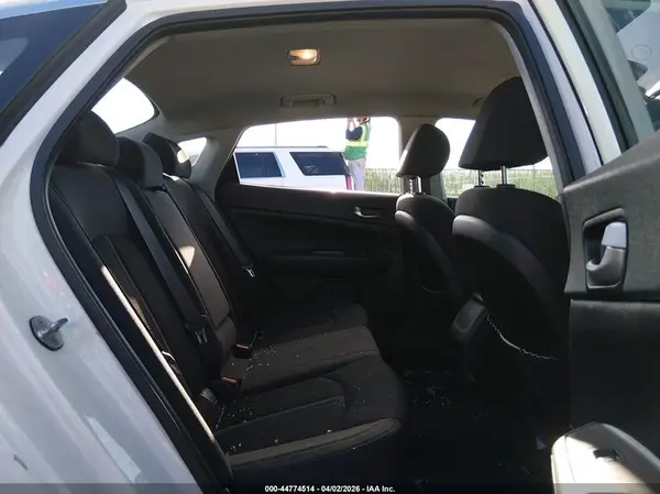 KNAGT4L36G5103534 2016 KIA OPTIMA - Image 8