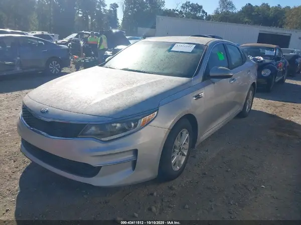 KNAGT4L36H5147941 2017 KIA OPTIMA - Image 2