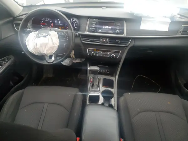 KNAGT4L36H5173343 2017 KIA OPTIMA - Image 8