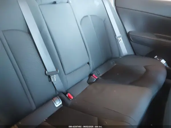 KNAGT4L36H5175562 2017 KIA OPTIMA - Image 8