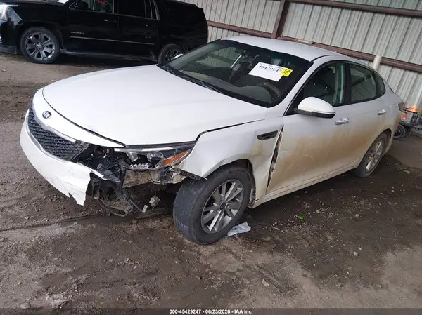 KNAGT4L36J5213278 2018 KIA OPTIMA - Image 2