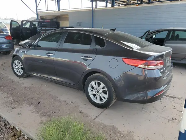KNAGT4L36J5213362 2018 KIA OPTIMA - Image 2