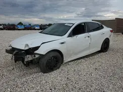 KNAGT4L36J5216231 2018 KIA OPTIMA
