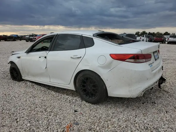 KNAGT4L36J5216231 2018 KIA OPTIMA - Image 2