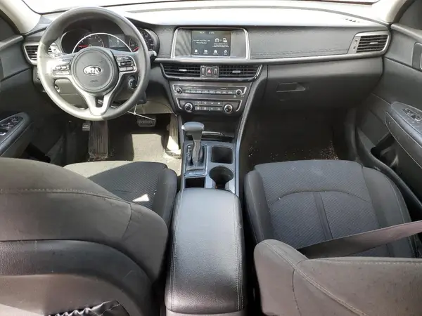 KNAGT4L36J5217153 2018 KIA OPTIMA - Image 8