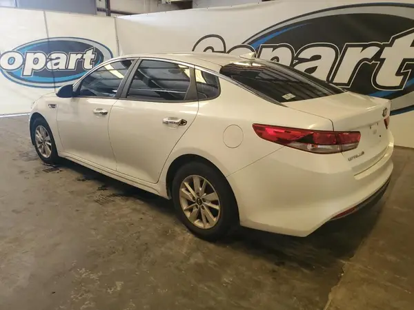 KNAGT4L37G5075209 2016 KIA OPTIMA - Image 2