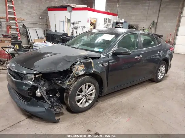 KNAGT4L37G5084069 2016 KIA OPTIMA - Image 2