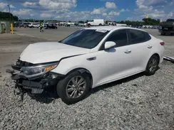 KNAGT4L37G5084394 2016 KIA OPTIMA