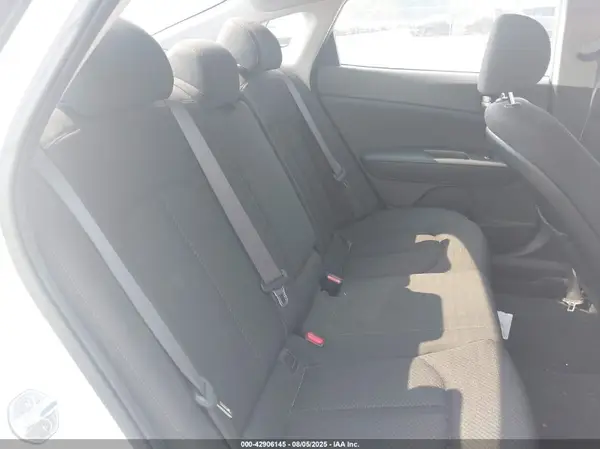 KNAGT4L37G5089045 2016 KIA OPTIMA - Image 8