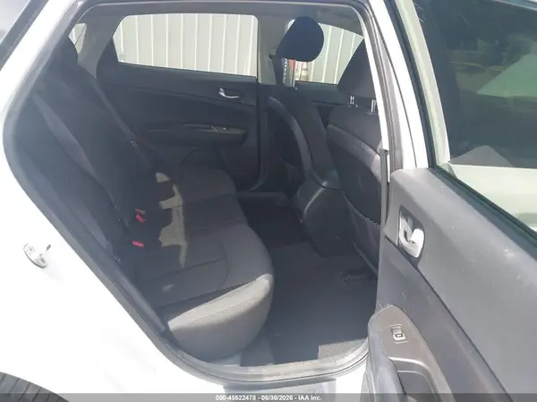 KNAGT4L37G5101503 2016 KIA OPTIMA - Image 8