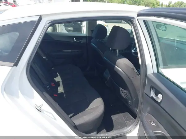 KNAGT4L37G5102134 2016 KIA OPTIMA - Image 8