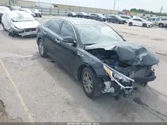 KNAGT4L37G5104031 2016 KIA OPTIMA