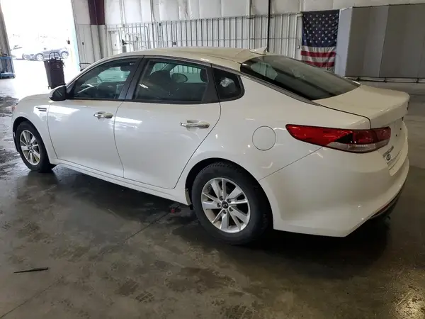 KNAGT4L37G5106376 2016 KIA OPTIMA - Image 2
