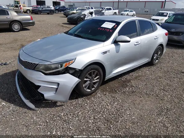 KNAGT4L37G5108595 2016 KIA OPTIMA - Image 2